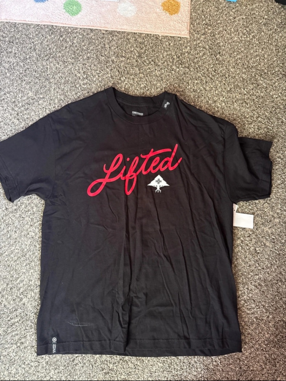 Lrg Black Tee with Red Lifted Script
